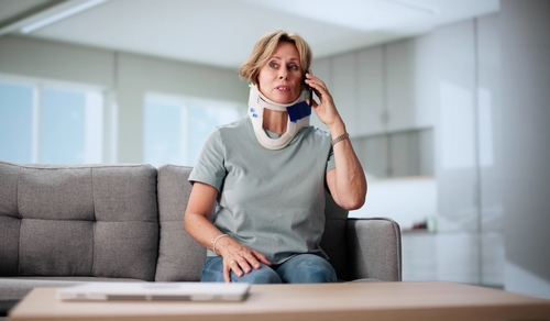 Injured Woman Calling Insurance Agent Memphis Tennessee
