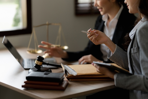 Redondo Beach Whistleblower Retaliation Lawyers Discussing Case