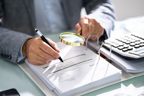 Miami Consumer Fraud Attorney Investigating Deceptive Business Documents